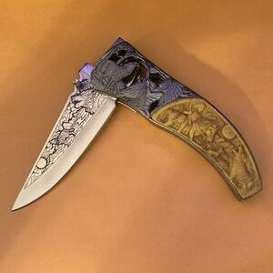 Wolf Themed Folding Knife with Wooden Box